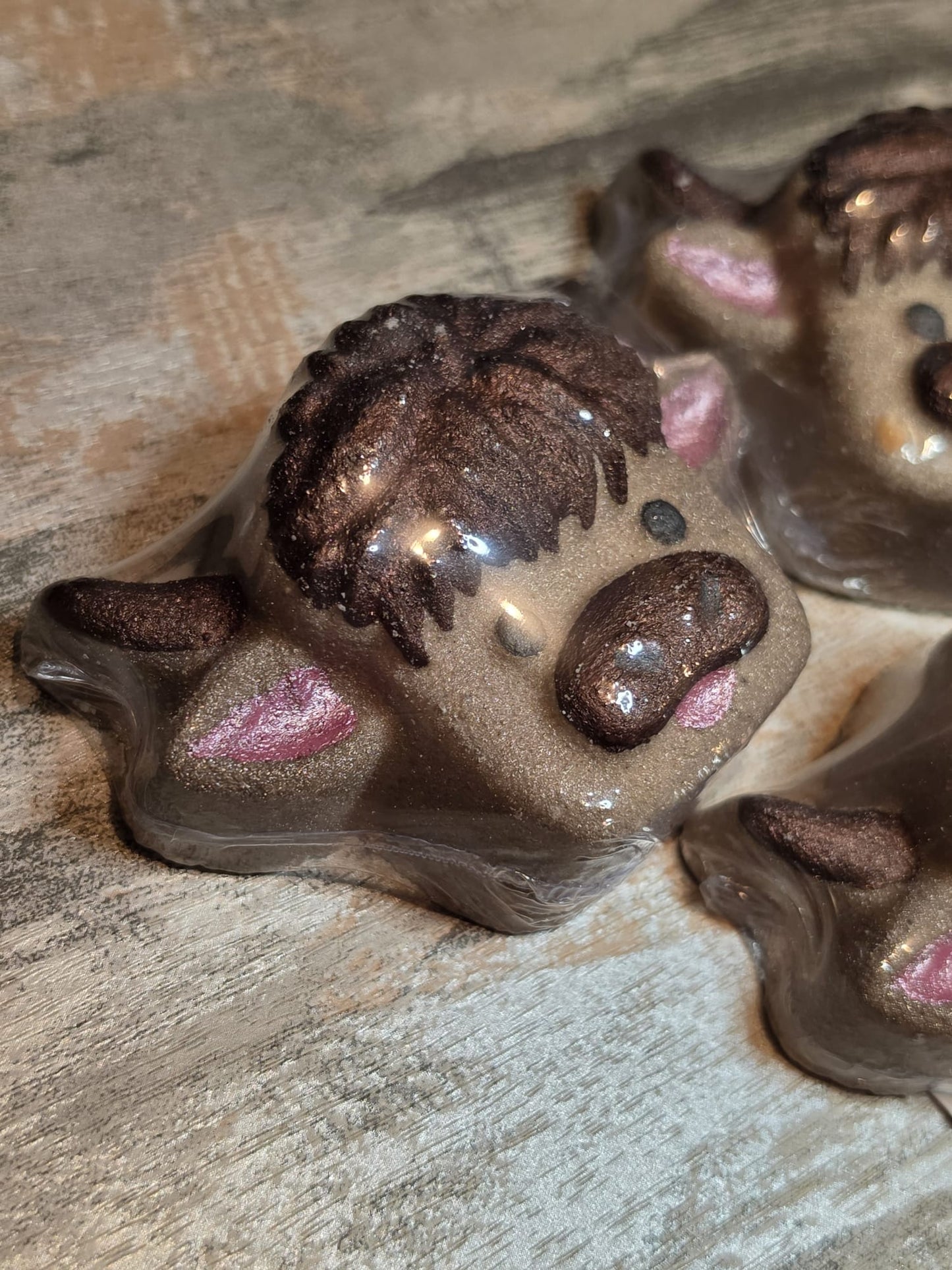 Ruby razz scented highland cow bath bomb